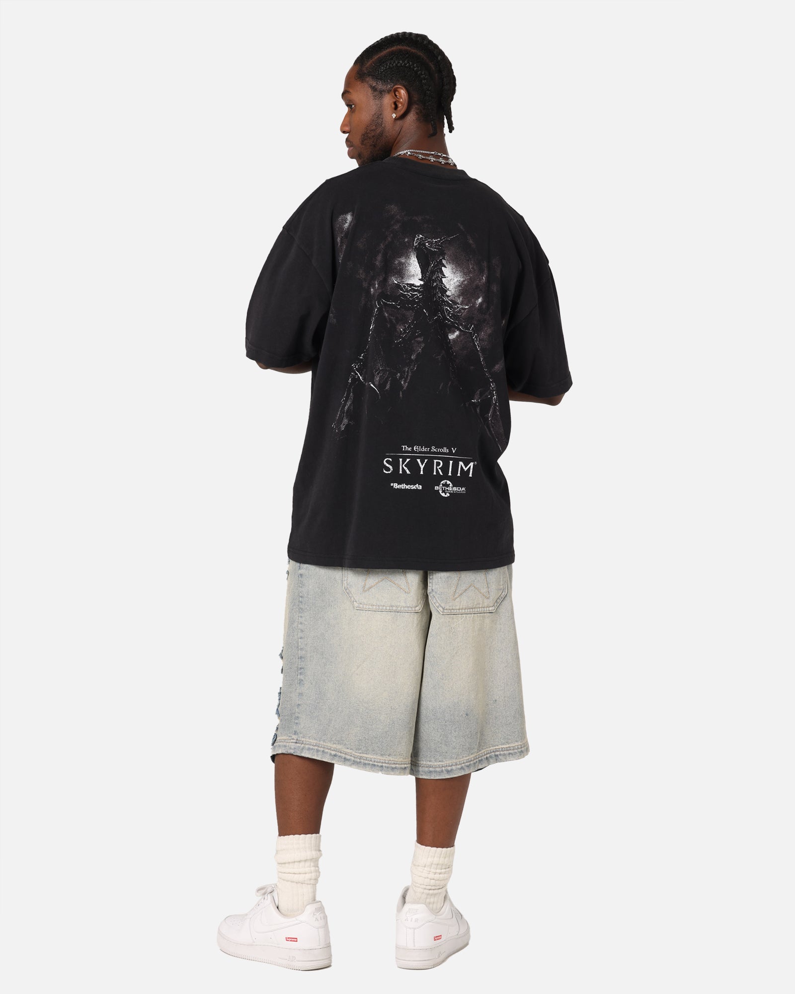 73 Studio X The Elder Scrolls V: Skyrim '11 Dragonborn Vintage T-Shirt Black Acidwash