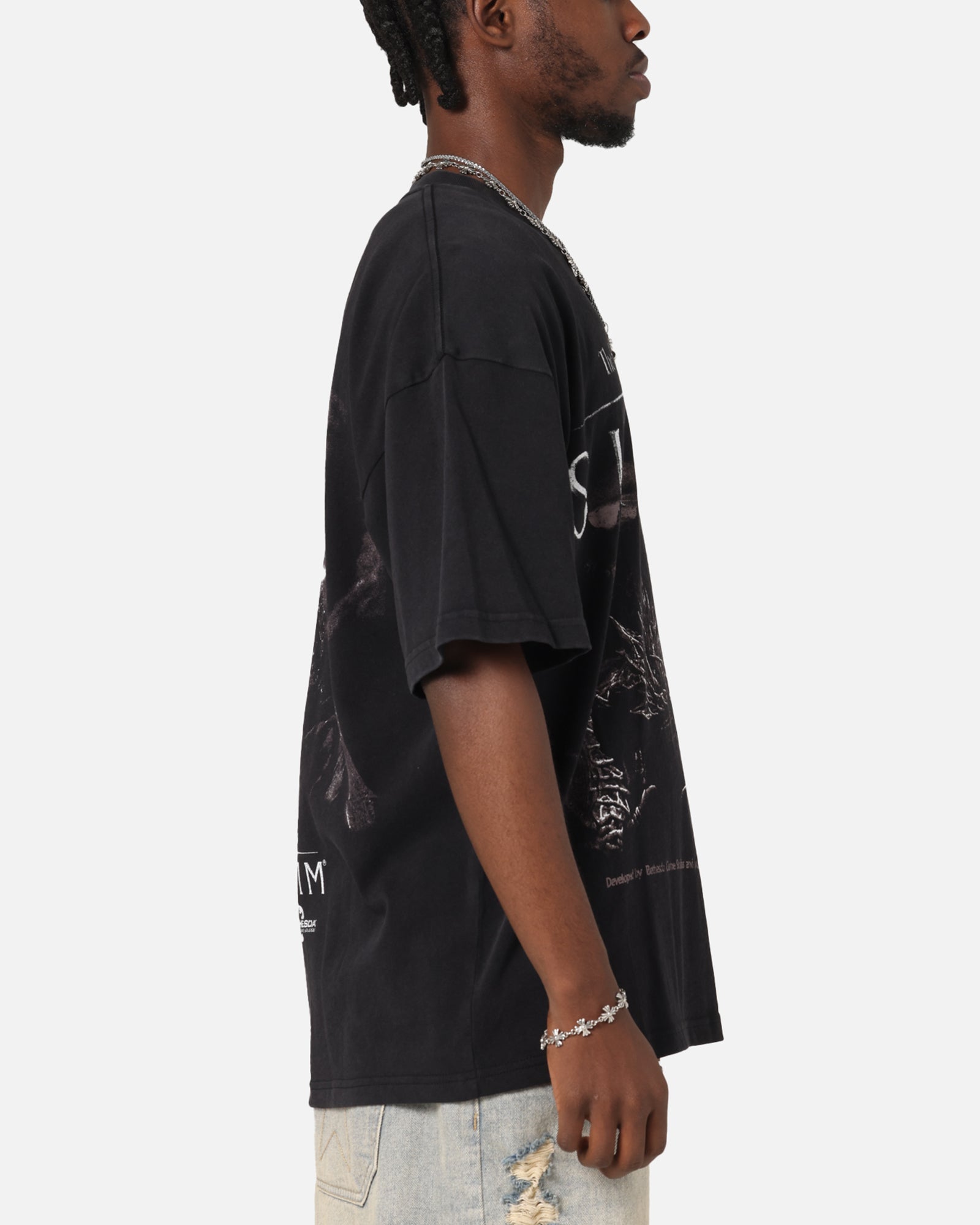 73 Studio X The Elder Scrolls V: Skyrim '11 Dragonborn Vintage T-Shirt Black Acidwash