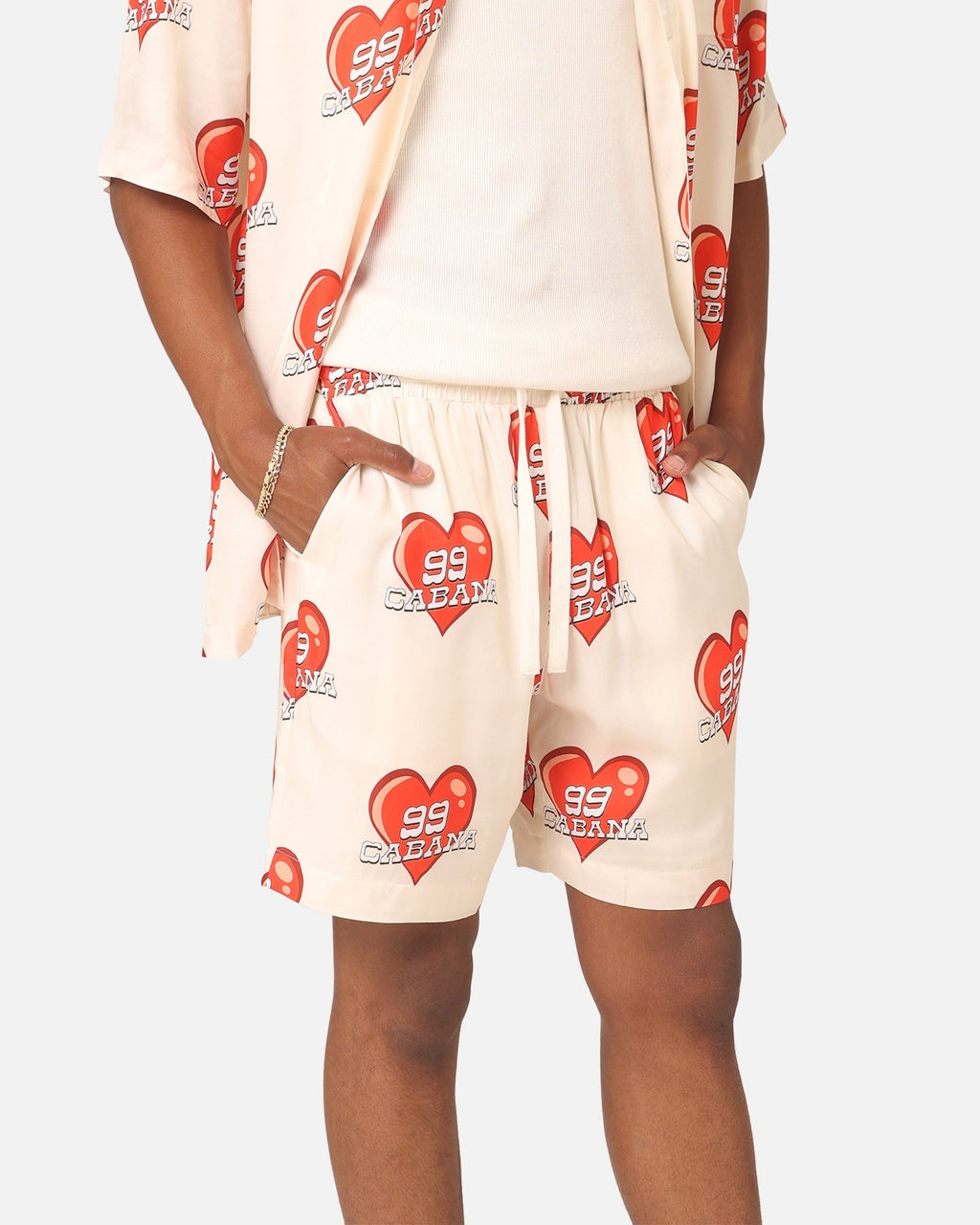 99 Cabana Roaming Hearts Shorts Off White/Red