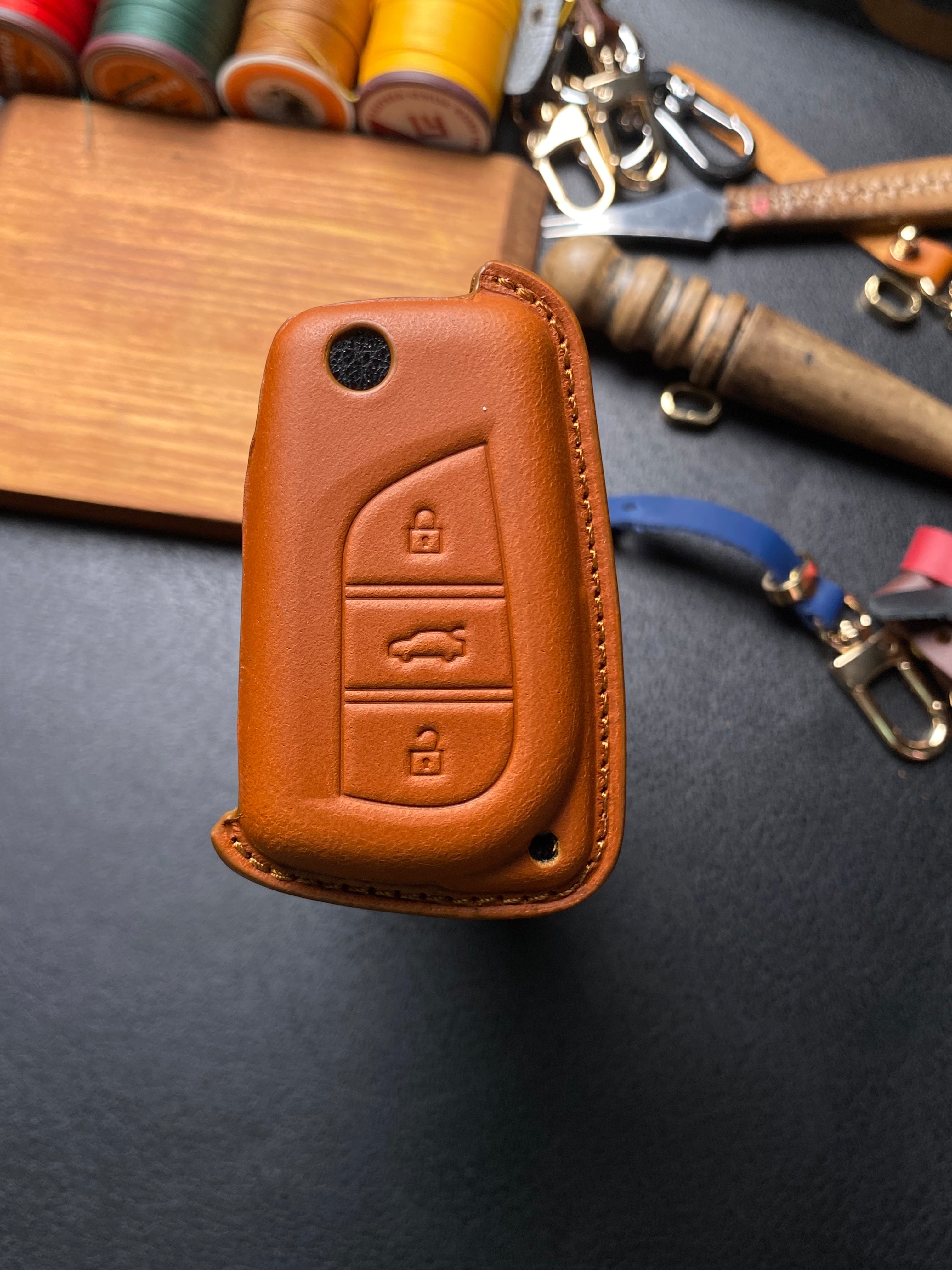 Leather Key Case for Ford Everest, Titanium
