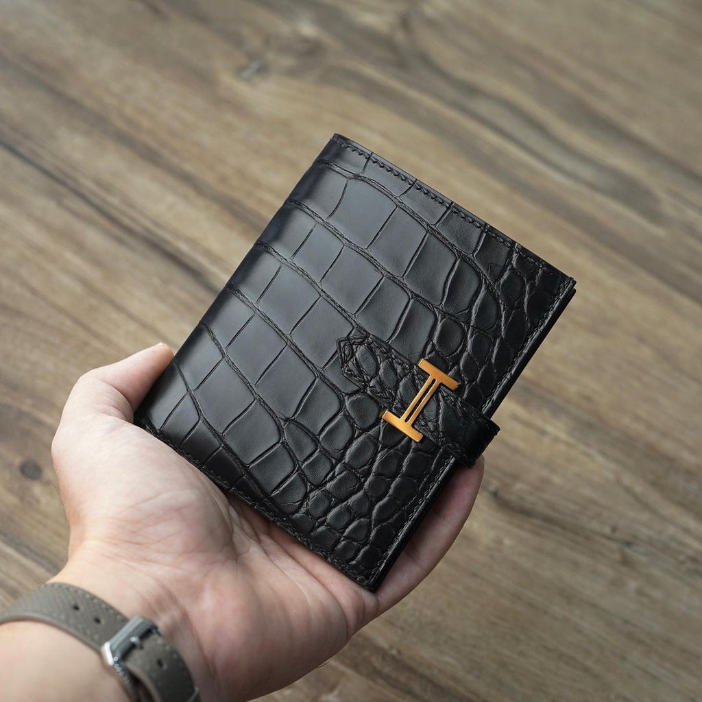 Black vertical wallet