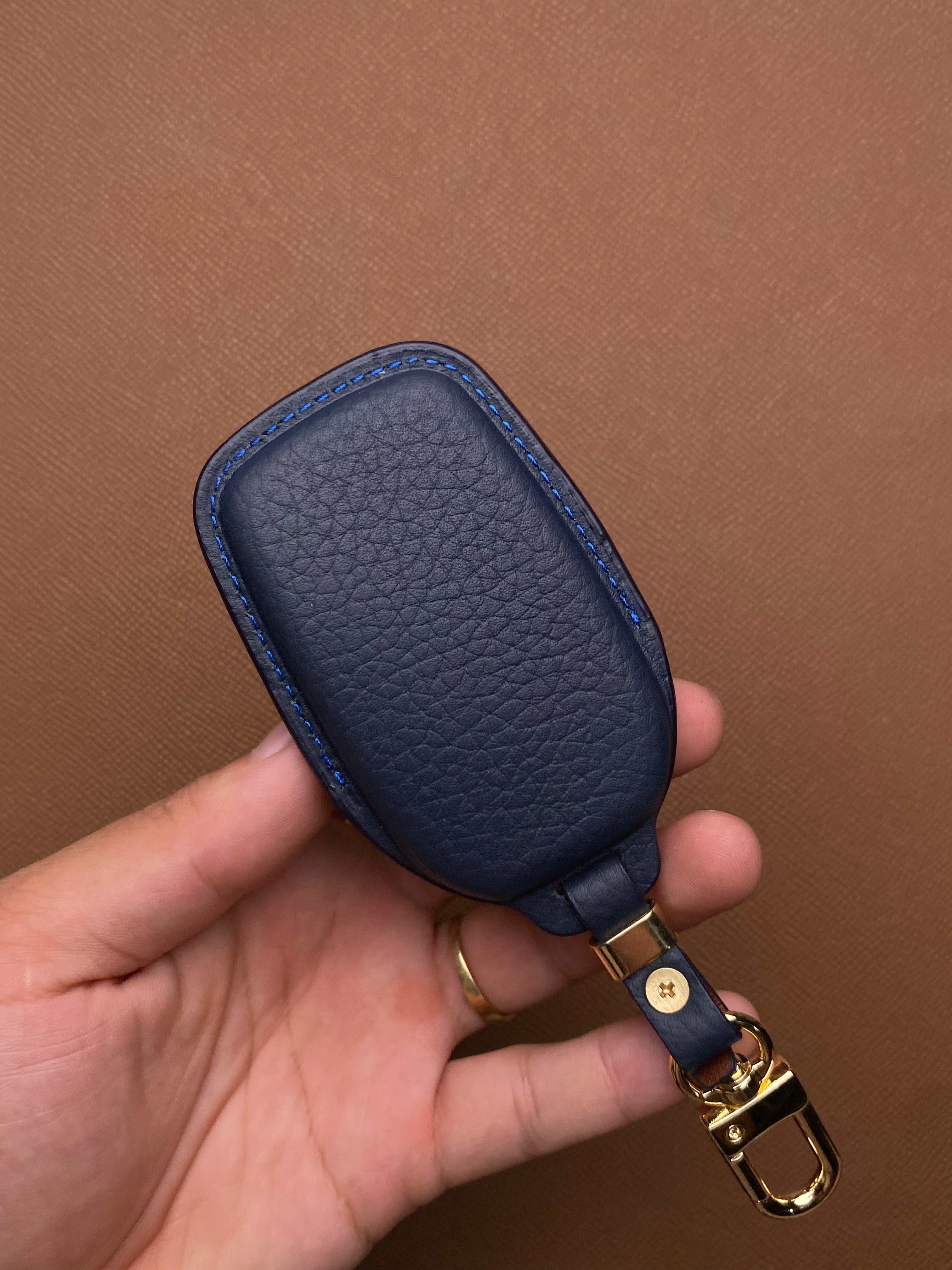 Leather Key Case for Toyota Fortuner, Innova V, Hilux G (2017-2022) 3-Button Smart Key - TOC3OTO