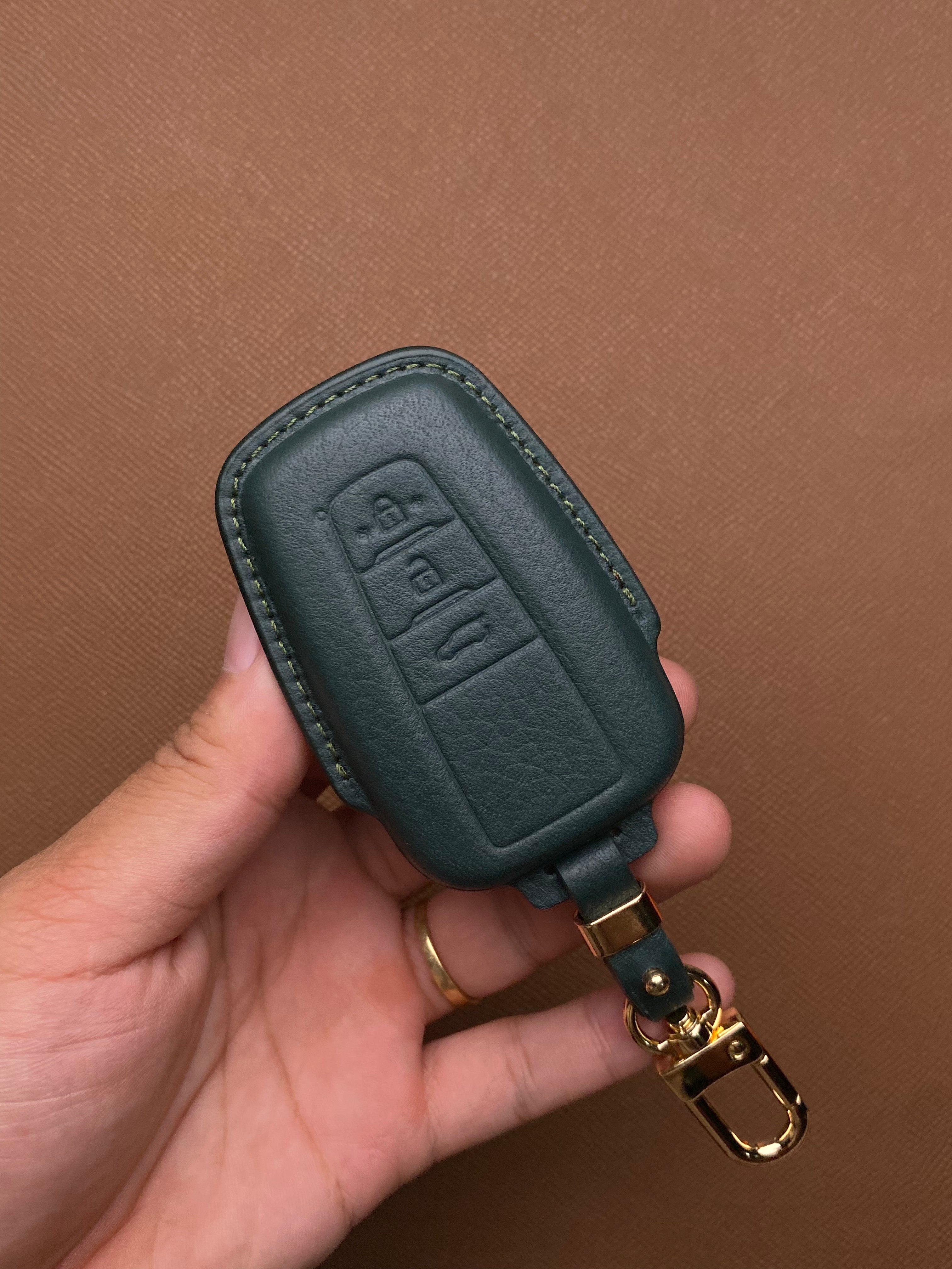 Leather Key Case for Toyota Land Cruiser (2022) - TOD3OTO