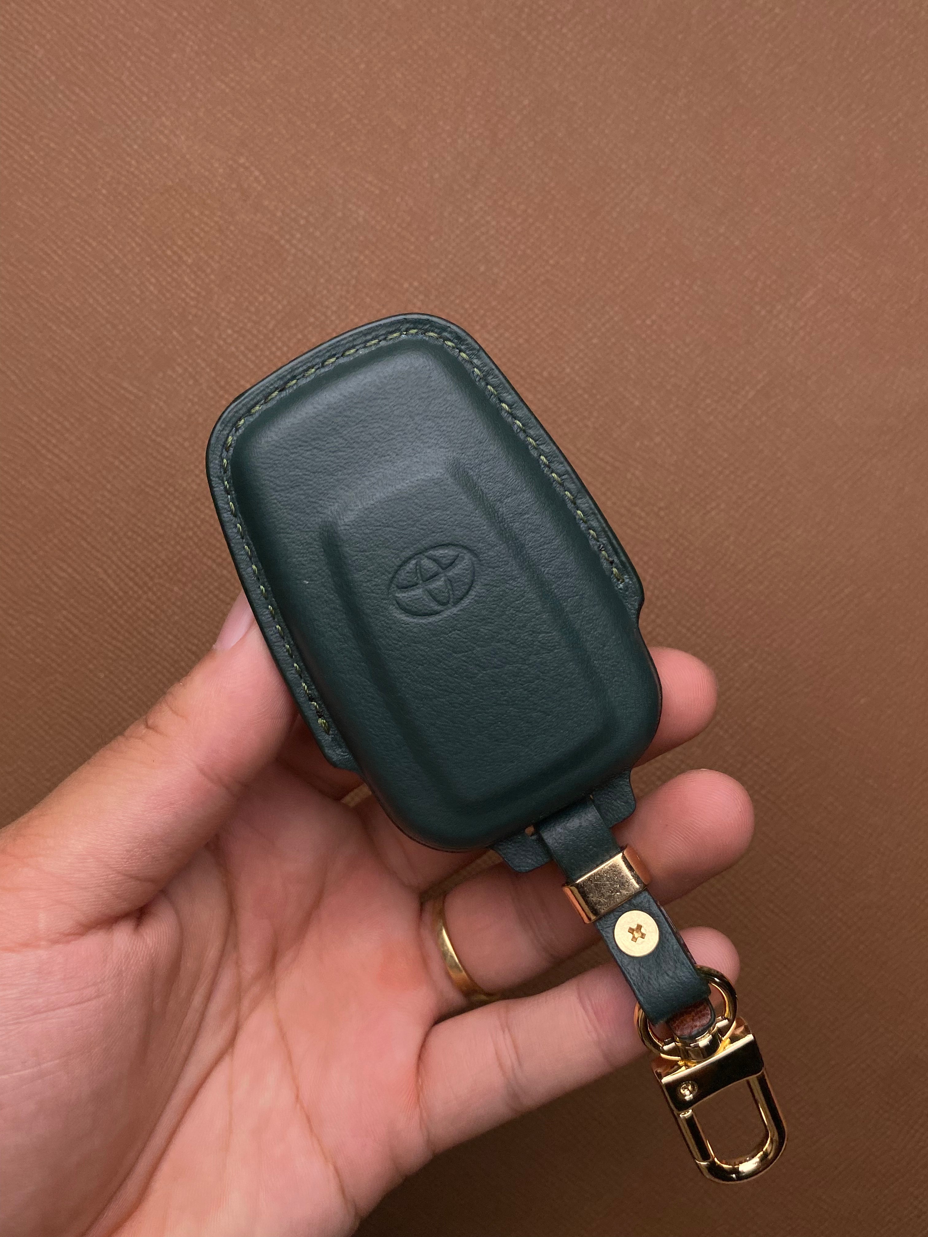 Leather Key Case for Toyota Land Cruiser (2022) - TOD3OTO