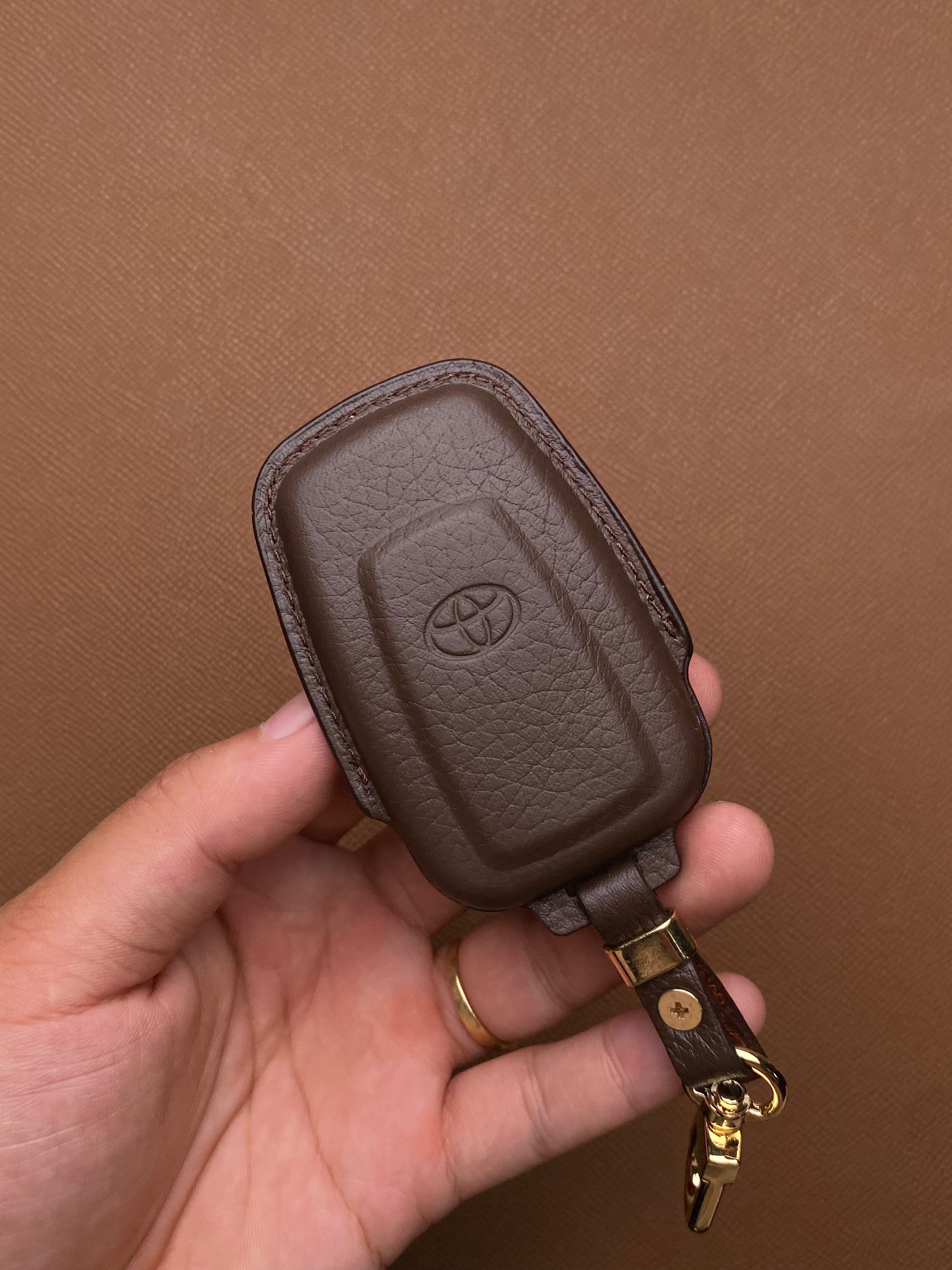 Leather Key Case for Toyota Land Cruiser (2022) - TOD3OTO