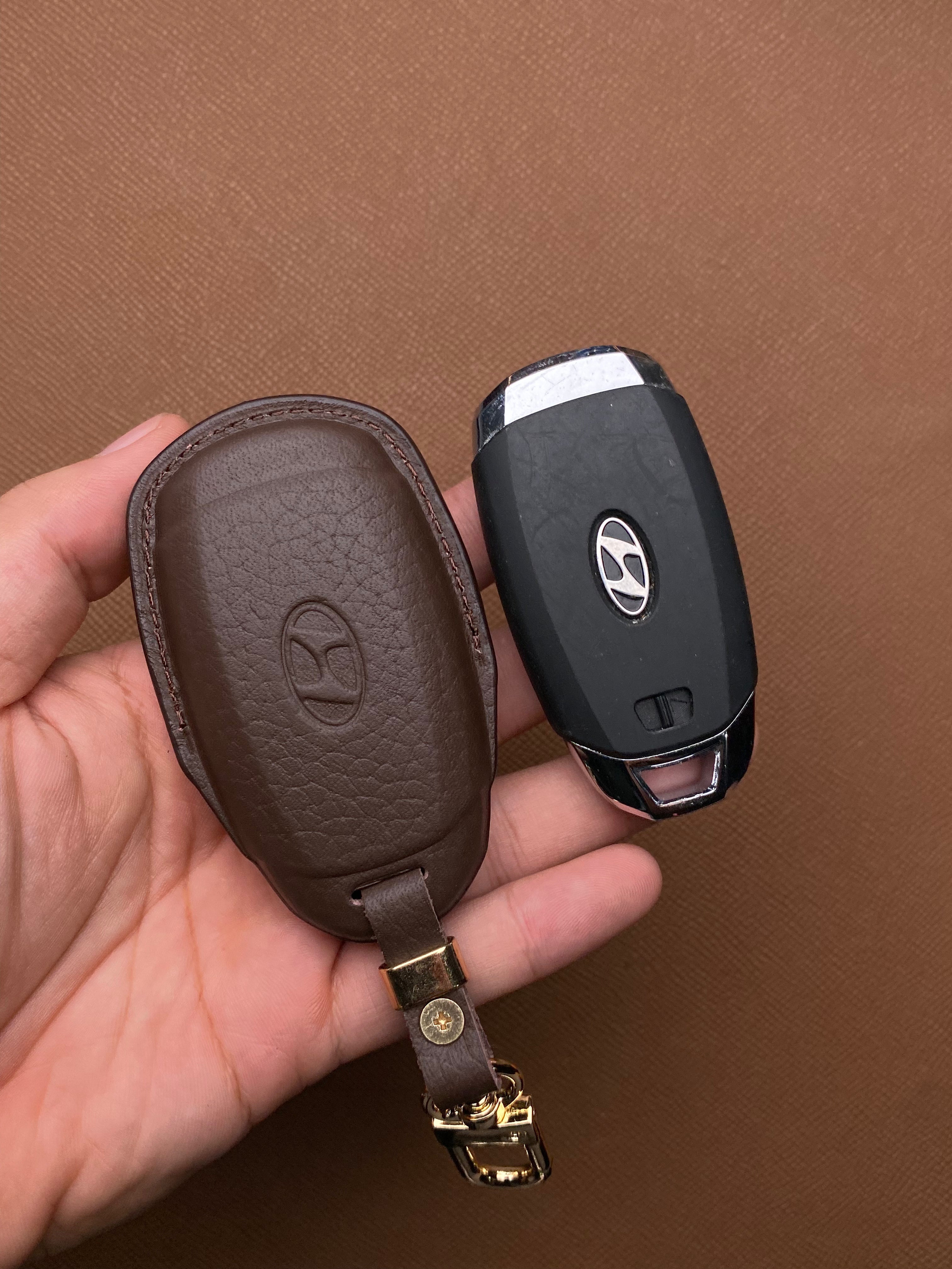 Leather Car Key Case for Hyundai Elantra (2023), Accent (2021-2023) - HUYD4