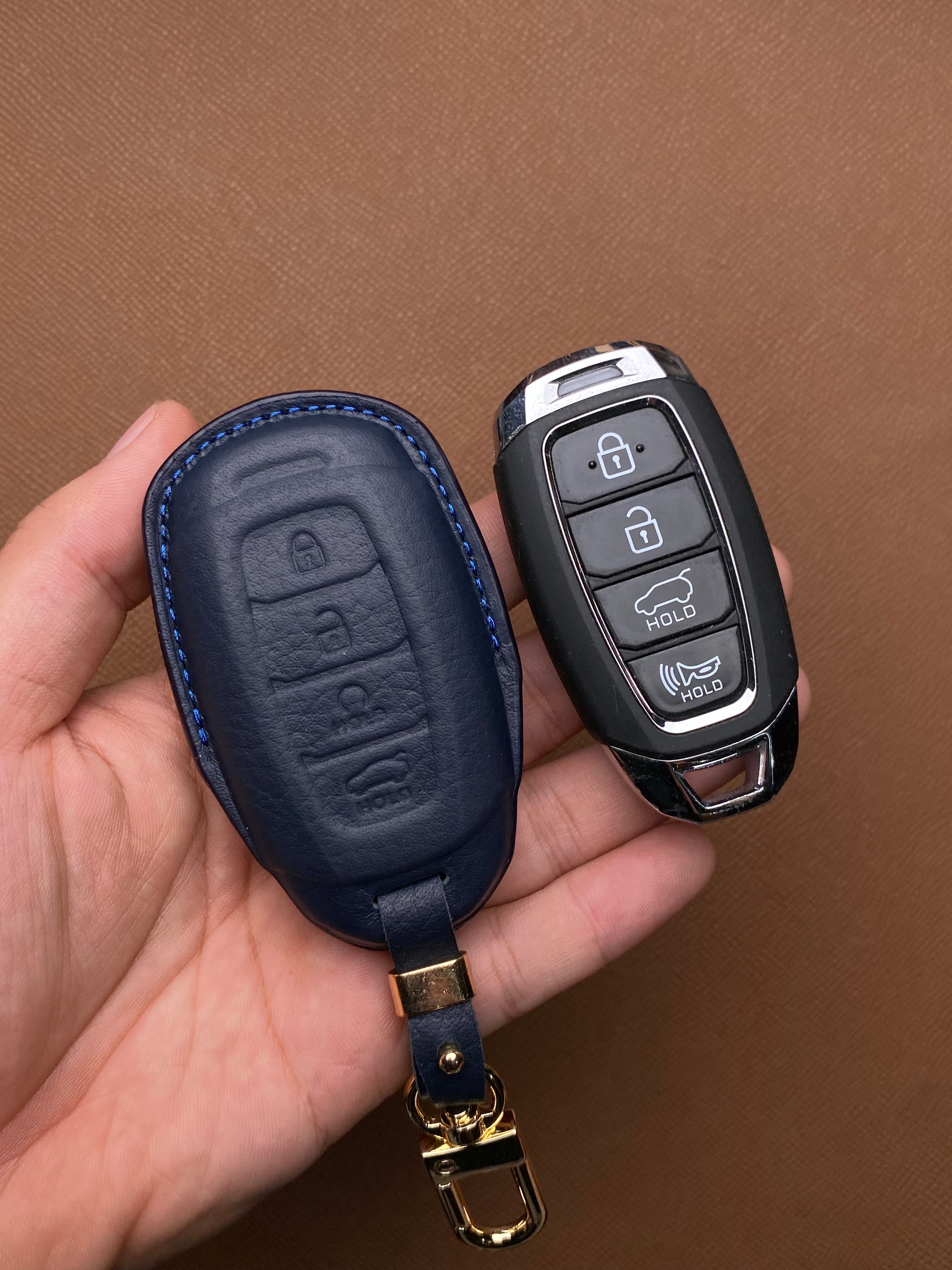 Leather Car Key Case for Hyundai Elantra (2023), Accent (2021-2023) - HUYD4
