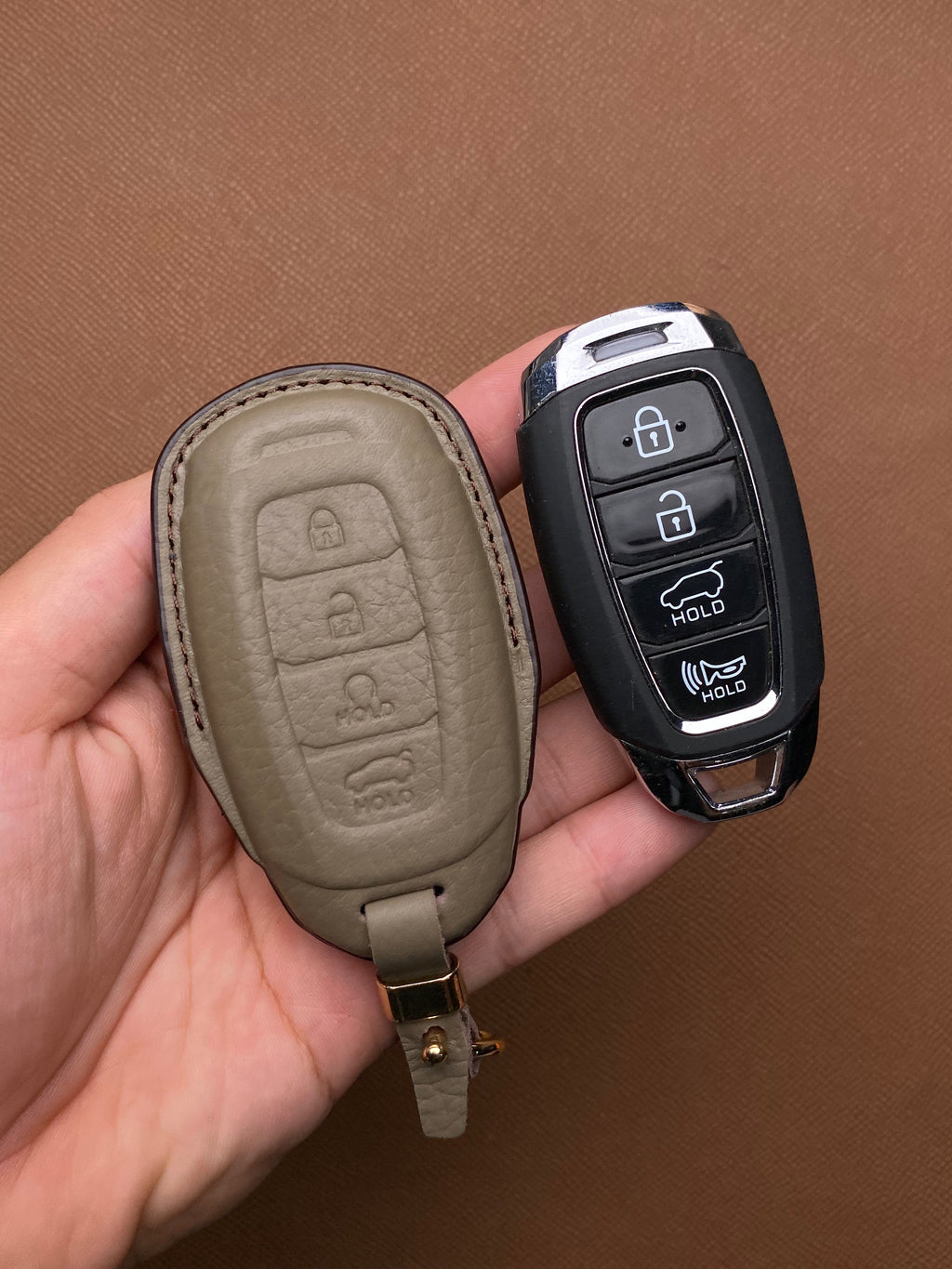 Leather Car Key Case for Hyundai Elantra (2023), Accent (2021-2023) - HUYD4