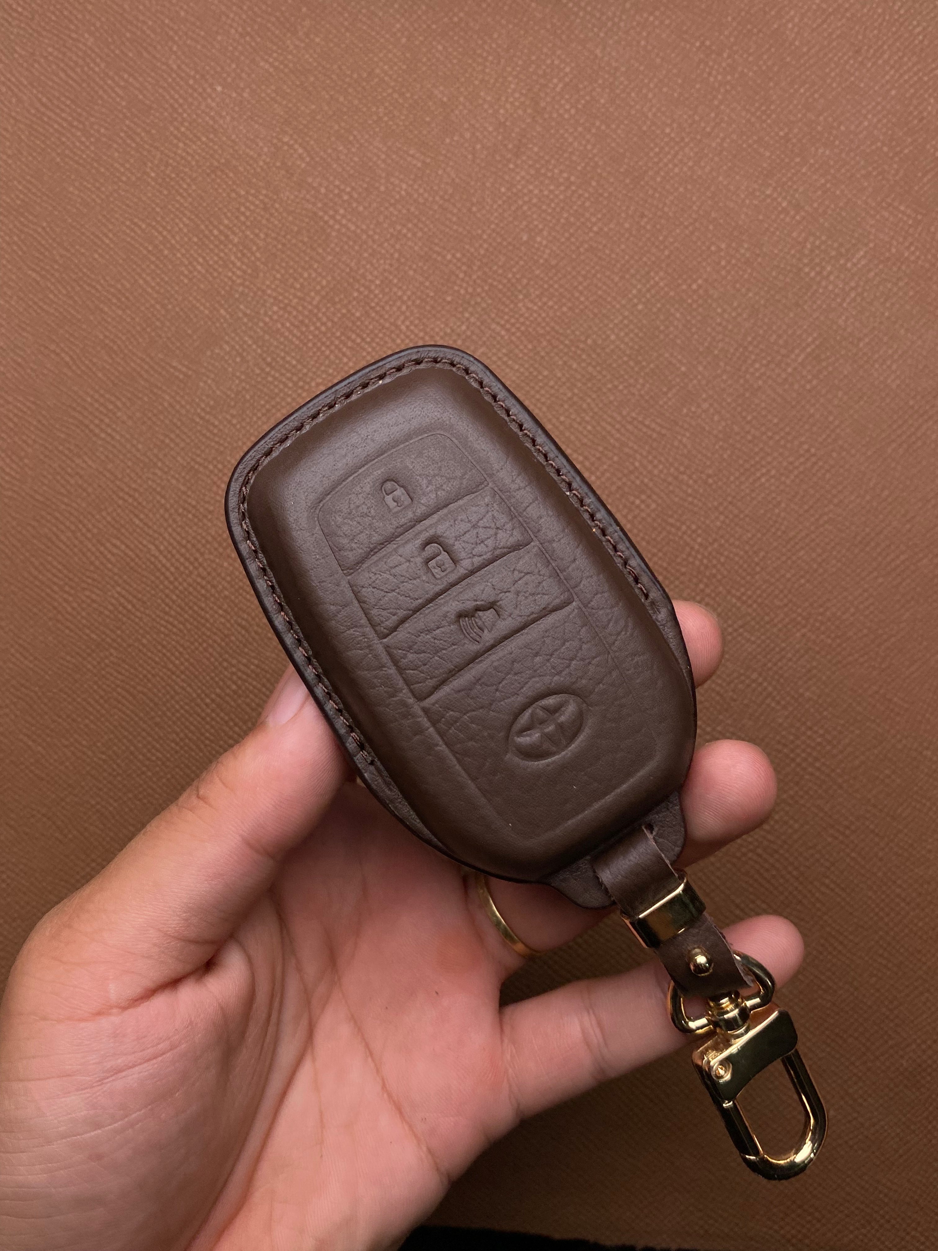 Leather Key Case for Toyota CROSS, Altis (2022-2023) - D3.LOA