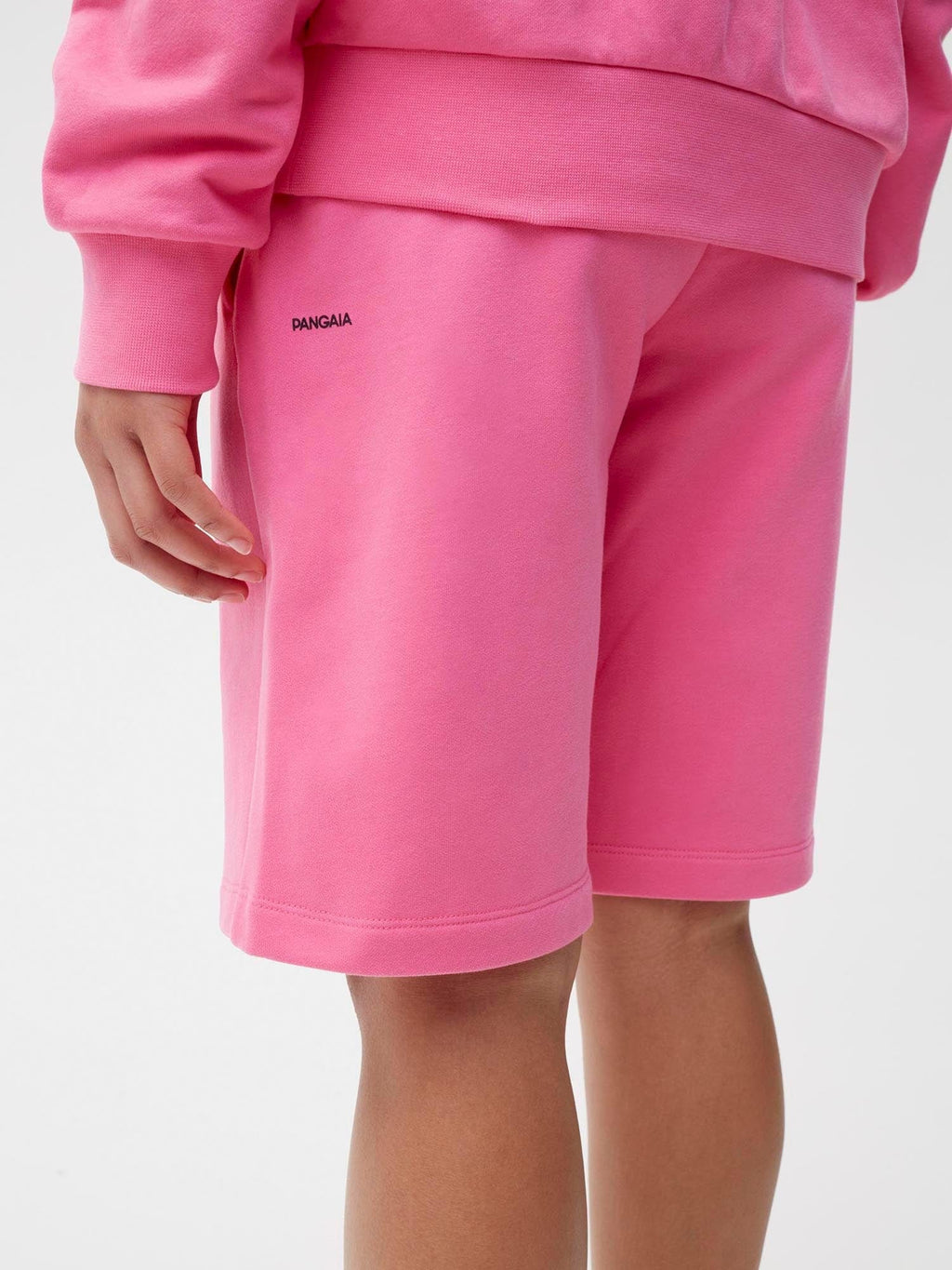 365 Midweight Long Shorts—flamingo pink