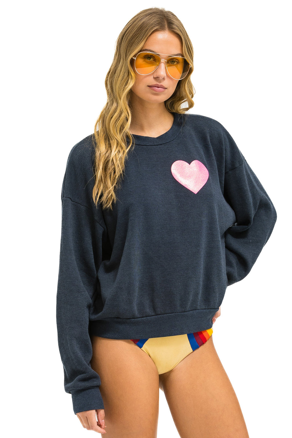 GLITTER HEART RELAXED CREW SWEATSHIRT - CHARCOAL // NEON PINK