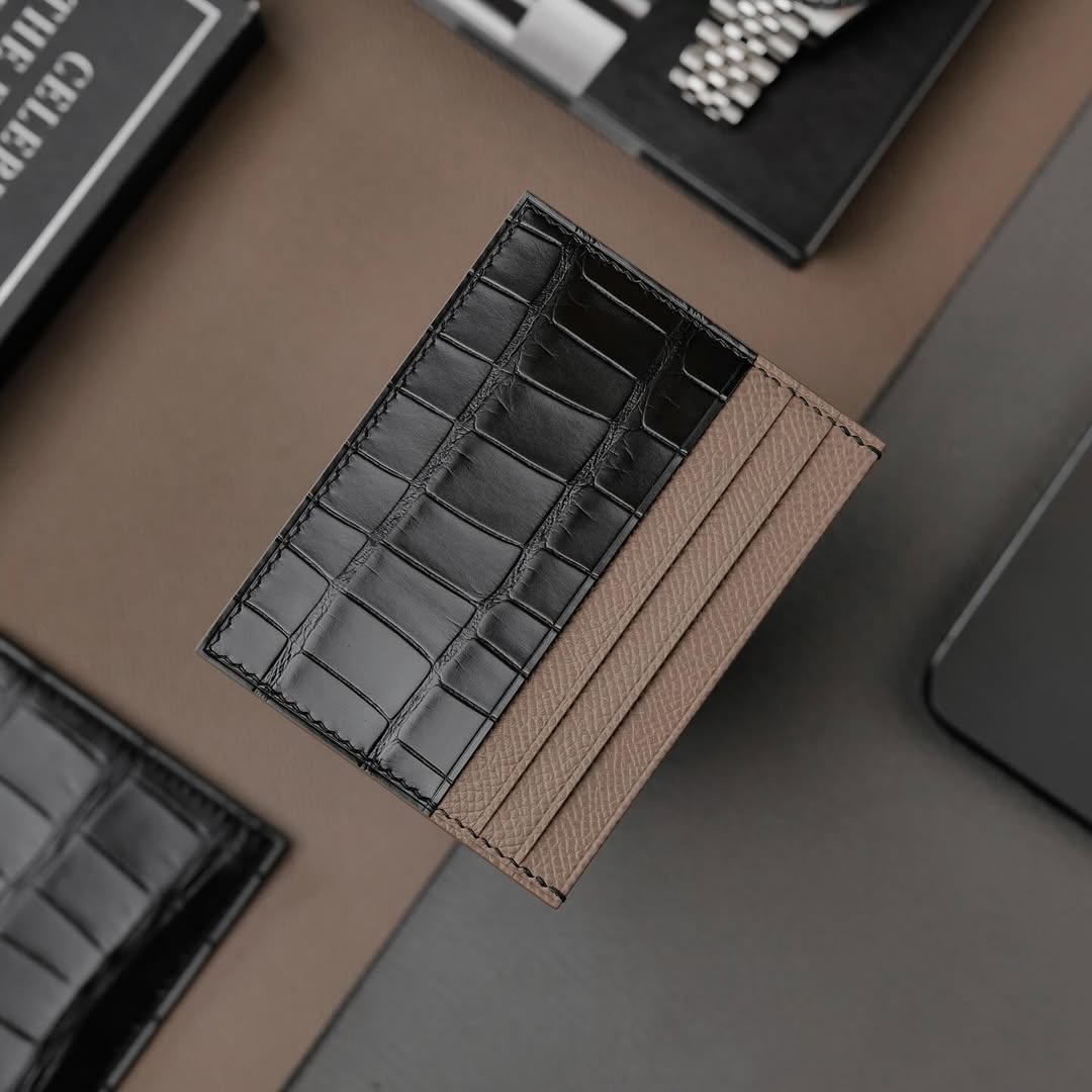 Black x Etoupe Flat card holder