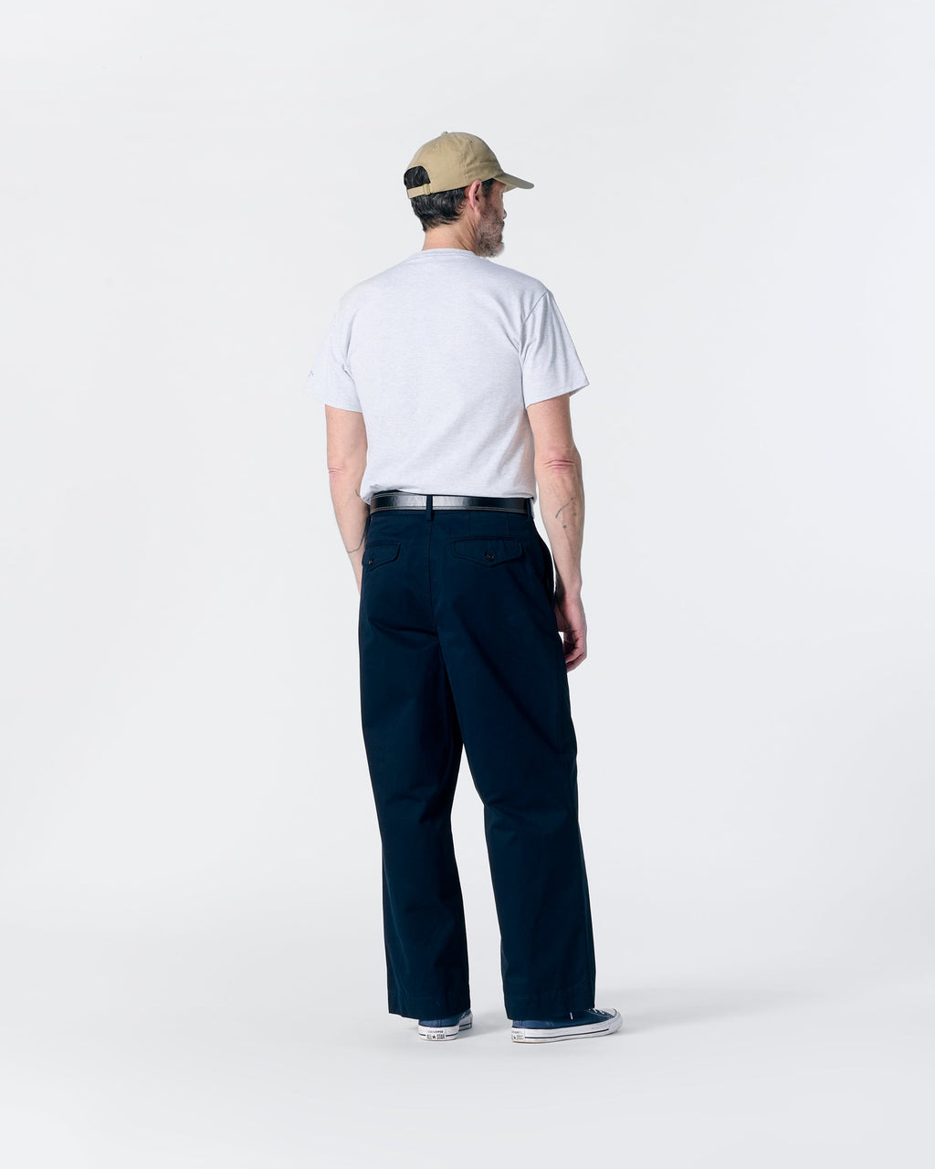 Single-Pleat Baggy Pant